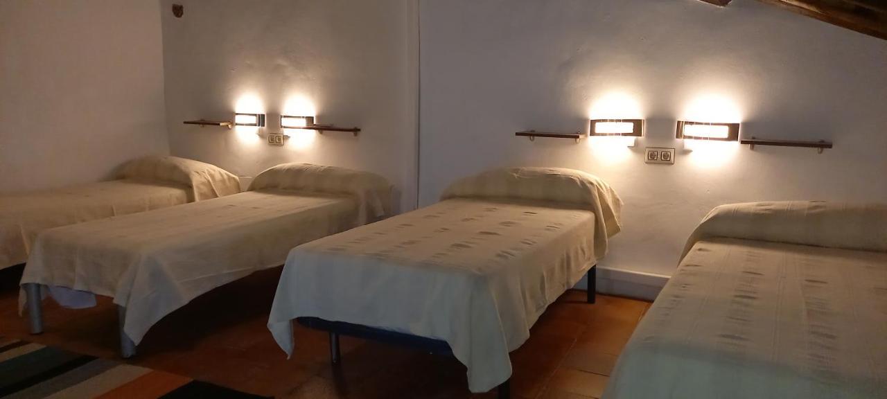 Albergue Turistico "San Blas" De Oliva De Plasencia Luaran gambar