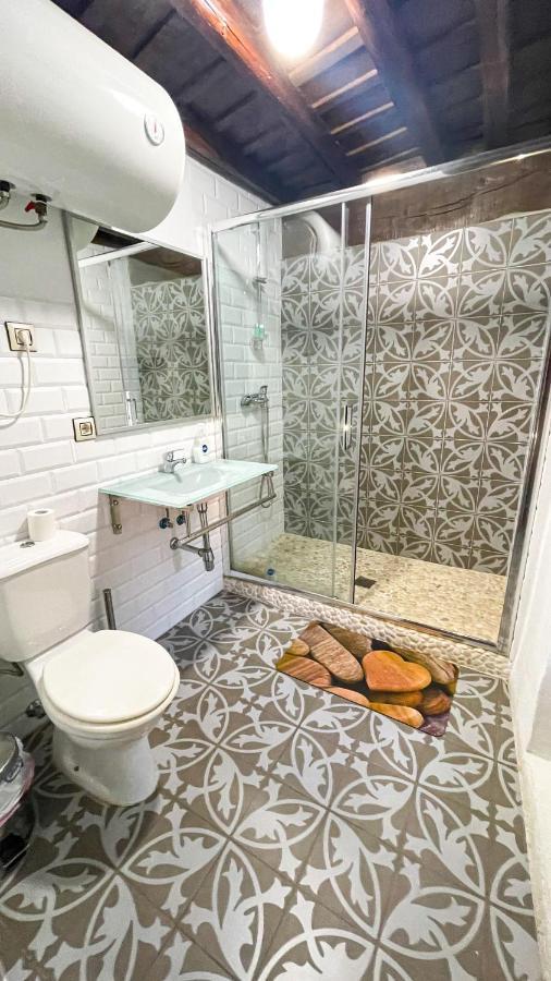 Albergue Turistico "San Blas" De Oliva De Plasencia Luaran gambar